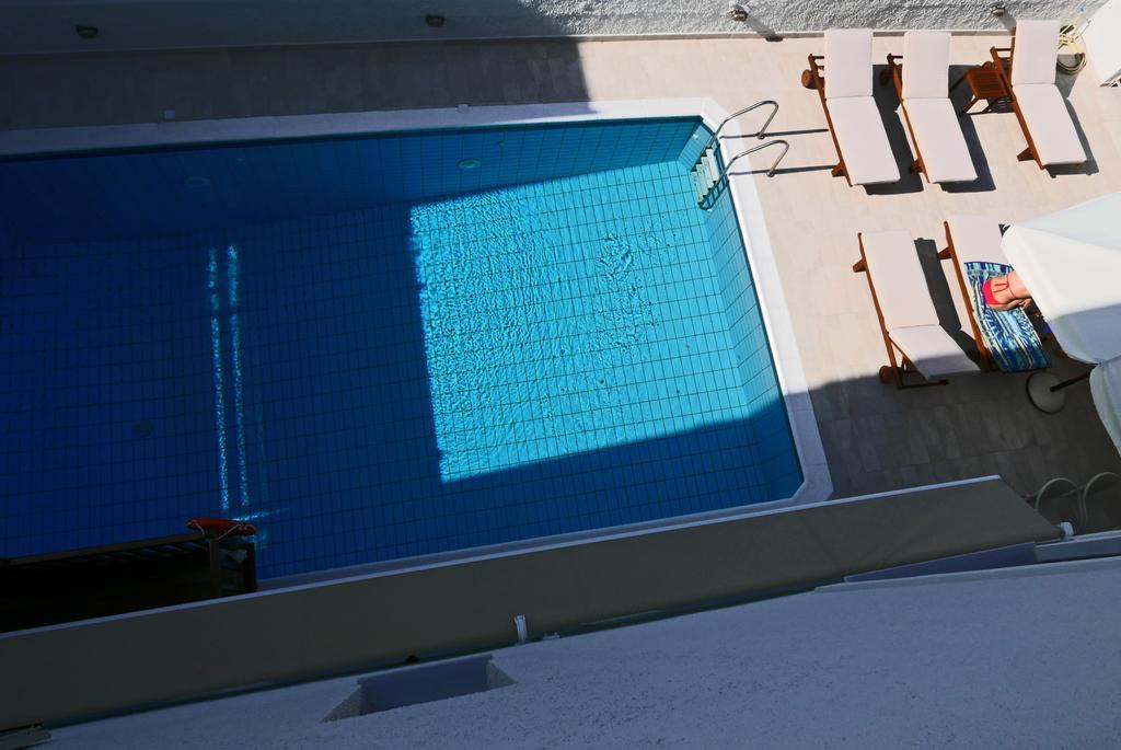 Erato Hotel Agia Marina  Bagian luar foto