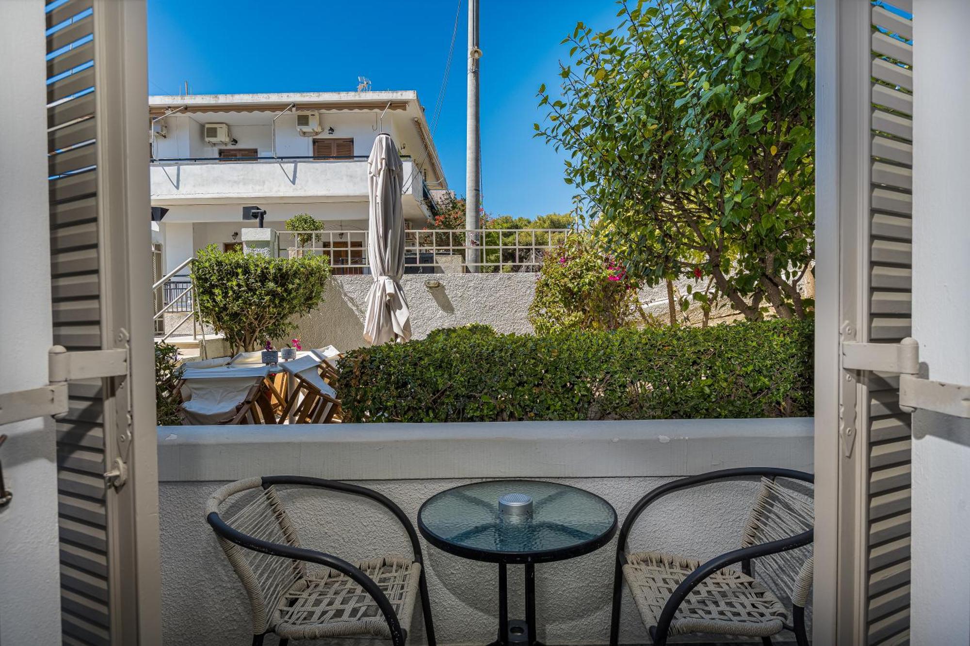 Erato Hotel Agia Marina  Bagian luar foto
