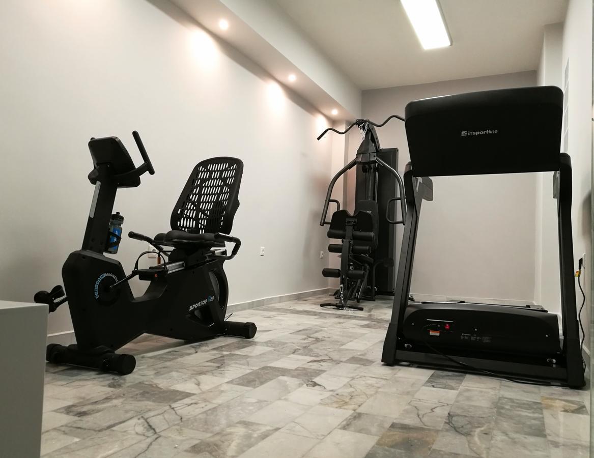 Erato Hotel Agia Marina  Bagian luar foto